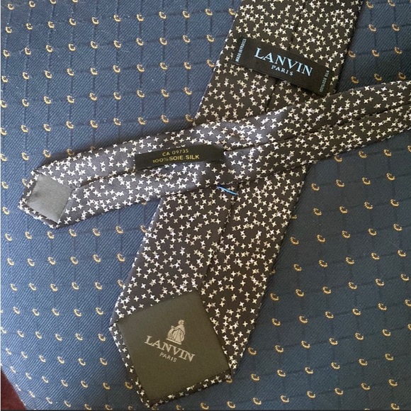 Gorgeous LANVIN  Tie, PARIS, 100% silk. 60 inches long , very nice gift for men. - Picture 3 of 11
